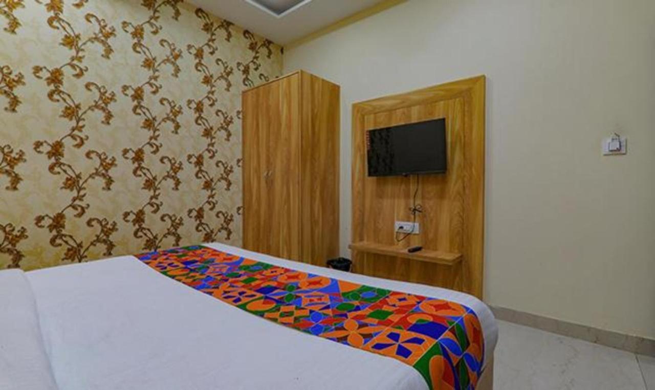 Fabhotel Super 3 Premium 瓦拉纳西 外观 照片
